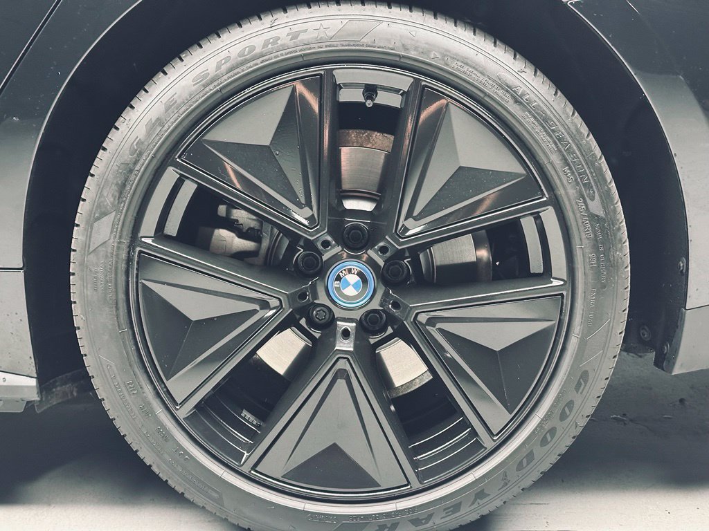 Used 2023 BMW i4 eDrive35 w/ Premium Package RWD image 43