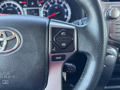 Used 2015 Toyota 4Runner SR5 RWD image 23
