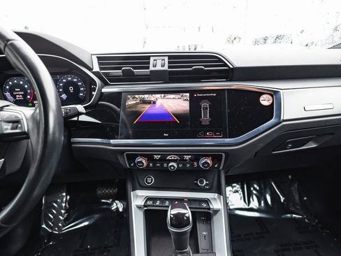 Used 2023 Audi Q3 2.0T Premium image 30