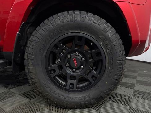 Used 2021 Toyota 4Runner SR5 image 11