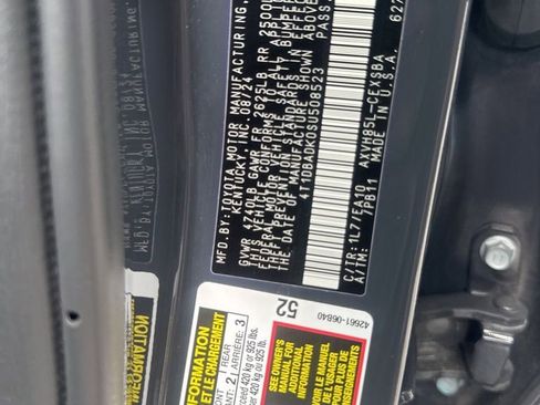 Used 2025 Toyota Camry SE AWD/4WD image 25