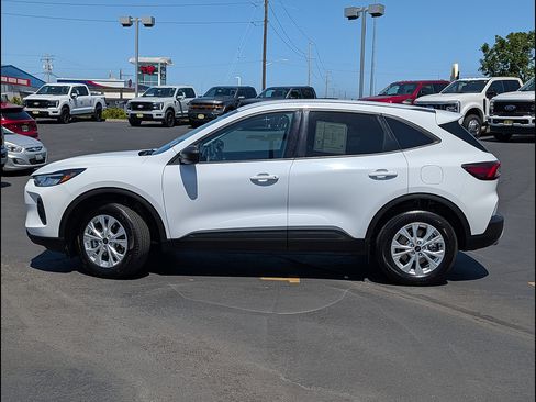 Used 2025 Ford Escape Active AWD/4WD image 10