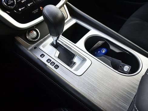 Used 2018 Nissan Murano S image 36