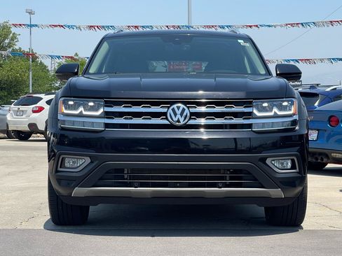 Used 2018 Volkswagen Atlas SEL Premium AWD/4WD image 2