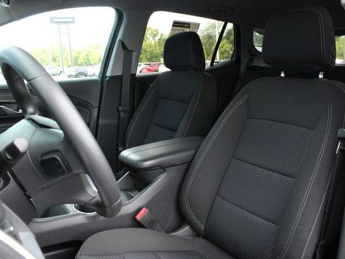 Used 2023 GMC Terrain SLE w/ Driver Convenience Package AWD/4WD image 13