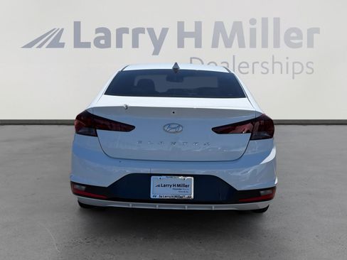 Used 2020 Hyundai Elantra Value Edition w/ Cargo Package (C1) FWD image 2