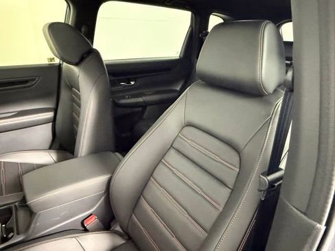Used 2025 Honda CR-V Sport-L image 29