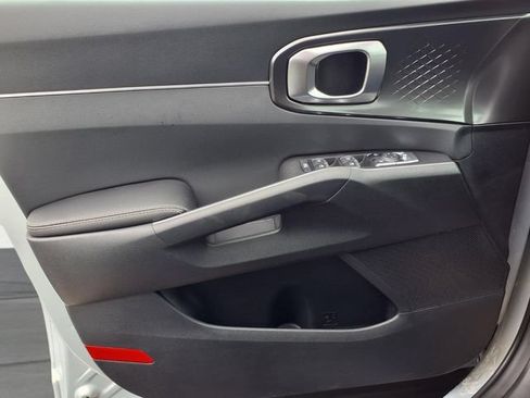 New 2026 Kia Sorento LX FWD image 12