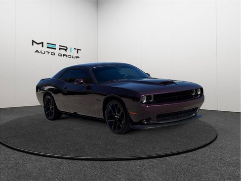 Used 2020 Dodge Challenger R/T w/ Blacktop Package image 1