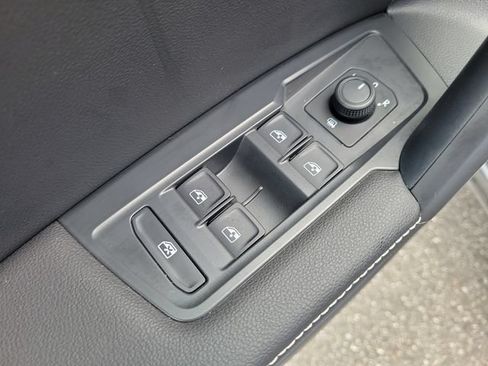 Certified 2023 Volkswagen Tiguan S FWD image 12