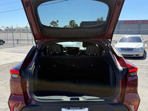 Used 2024 Buick Envista Preferred w/ Convenience I Package image 17