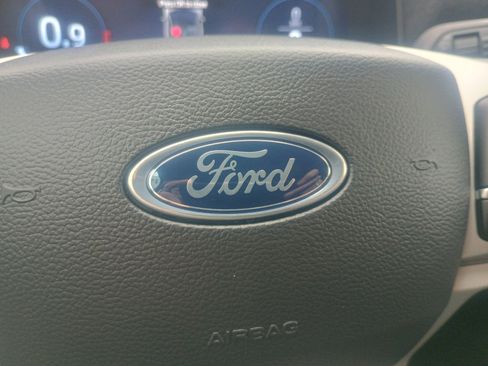 Certified 2025 Ford Explorer Active image 23