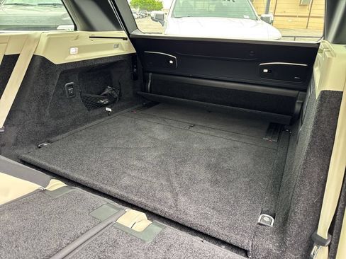 Used 2023 Land Rover Range Rover First Edition AWD/4WD image 32