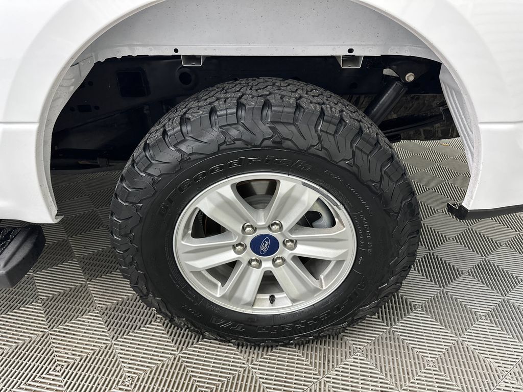 Used 2019 Ford F150 XLT w/ Equipment Group 301A Mid AWD/4WD image 18
