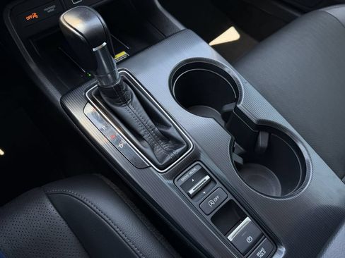Used 2024 Honda Civic Touring image 18