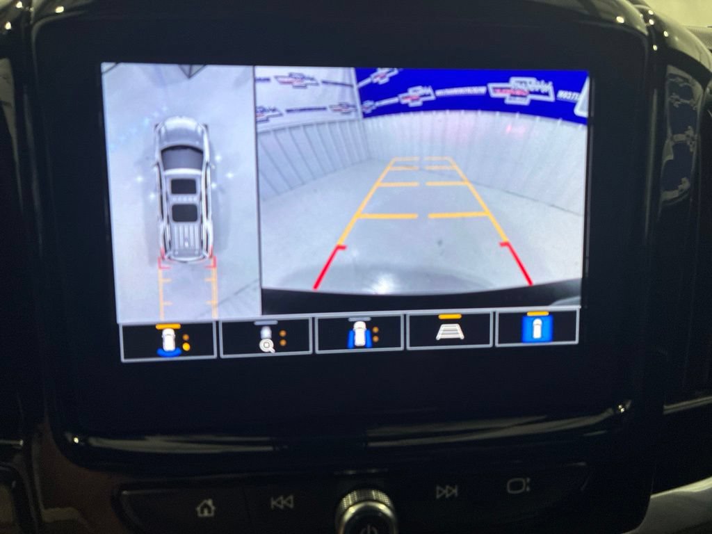 Used 2022 Chevrolet Traverse RS w/ LPO, Floor Liner Package FWD image 30