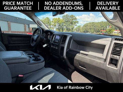 Used 2014 RAM 1500 Express RWD image 11