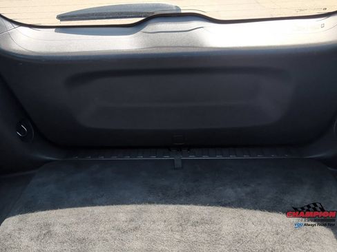 Used 2019 Chevrolet Equinox Premier FWD image 19