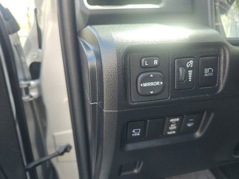 Used 2023 Toyota 4Runner Limited image 23