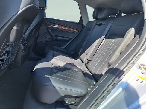 Used 2021 Audi Q5 2.0T Premium w/ Convenience Package image 23