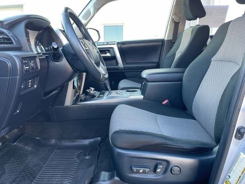 Used 2019 Toyota 4Runner SR5 image 10