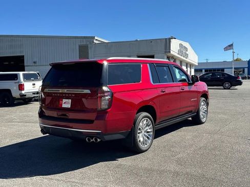 Certified 2024 Chevrolet Suburban High Country w/ Advanced Technology Package image 4