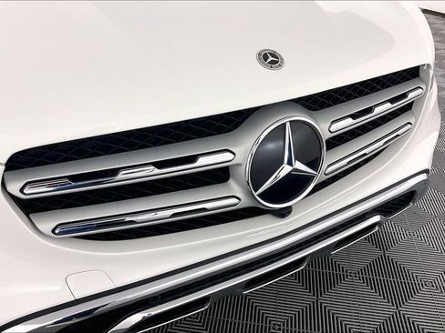 Certified 2022 Mercedes-Benz GLC 300 4MATIC image 22