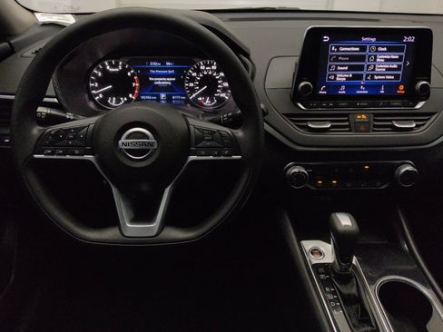 Used 2021 Nissan Altima 2.5 SV FWD image 22