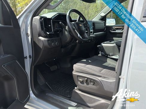 Used 2024 Chevrolet Silverado 1500 LT image 12
