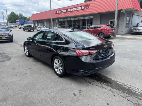 Used 2020 Chevrolet Malibu LT FWD image 4