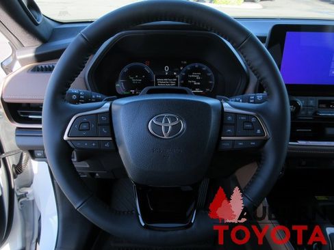 New 2026 Toyota Grand Highlander AWD Hybrid image 14