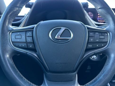 Used 2019 Lexus ES 350 w/ Premium Package image 22