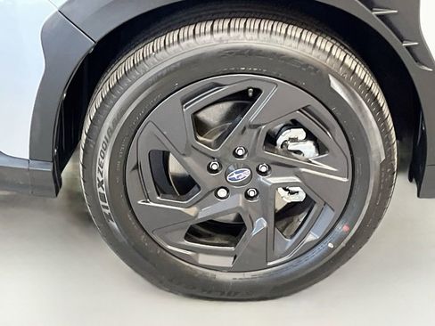 Used 2025 Subaru Crosstrek 2.5i Sport w/ Crosstrek Mirror Package AWD/4WD image 30