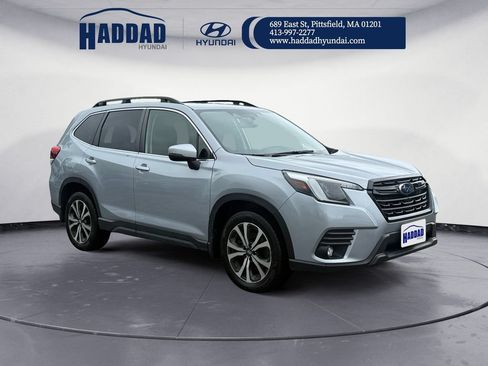 Used 2024 Subaru Forester Limited AWD/4WD image 7