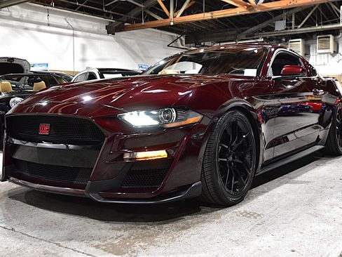 Used 2018 Ford Mustang GT Premium image 7