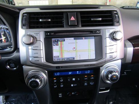 Used 2016 Toyota 4Runner Limited image 19