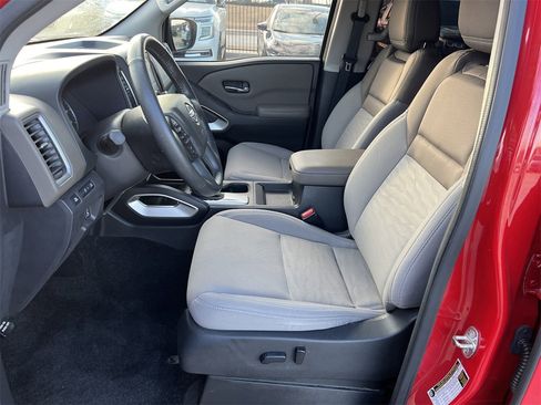 Certified 2023 Nissan Frontier SV w/ SV Convenience Package image 10