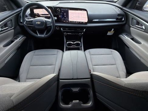 New 2026 Chevrolet Traverse LT FWD image 10