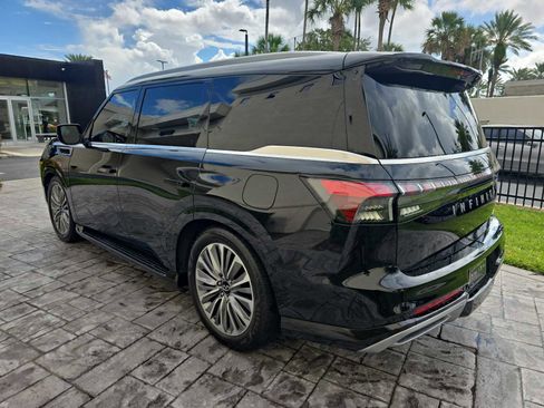 Certified 2025 INFINITI QX80 Sensory image 8