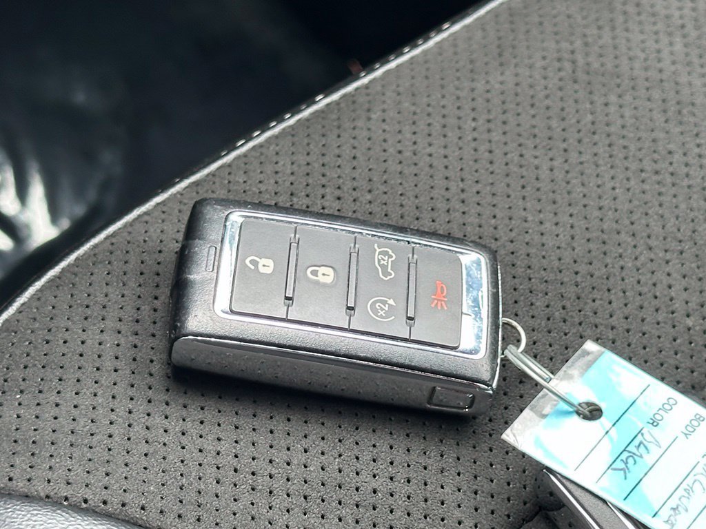 Used 2023 Jeep Grand Cherokee Altitude AWD/4WD image 33