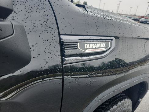 Certified 2024 GMC Sierra 1500 AT4 w/ AT4 Premium Package image 7