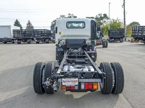 New 2025 Chevrolet Low Cab Forward 5500XG image 4