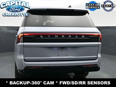 Used 2025 Lincoln Navigator L Reserve AWD/4WD image 6