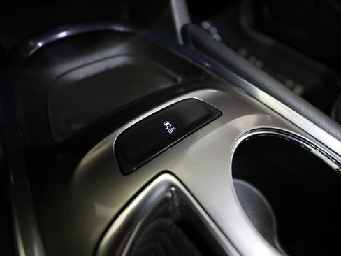 Used 2018 Chevrolet Malibu LT image 41