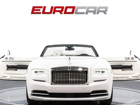 Used 2018 Rolls-Royce Dawn image 10
