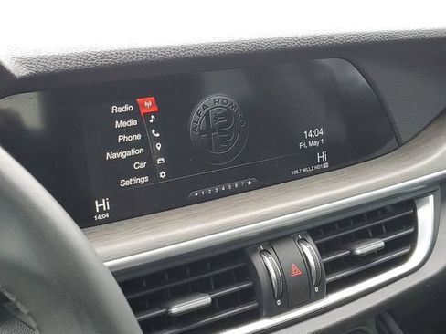 Used 2018 Alfa Romeo Stelvio Ti AWD/4WD image 13