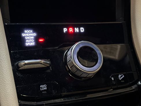 Used 2022 Jeep Grand Cherokee Limited 4xe image 21