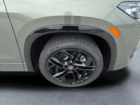New 2026 Volkswagen Tiguan SE R-Line AWD/4WD image 28