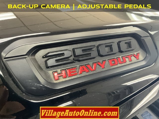 Used 2022 RAM 2500 Lone Star w/ Night Edition AWD/4WD image 11