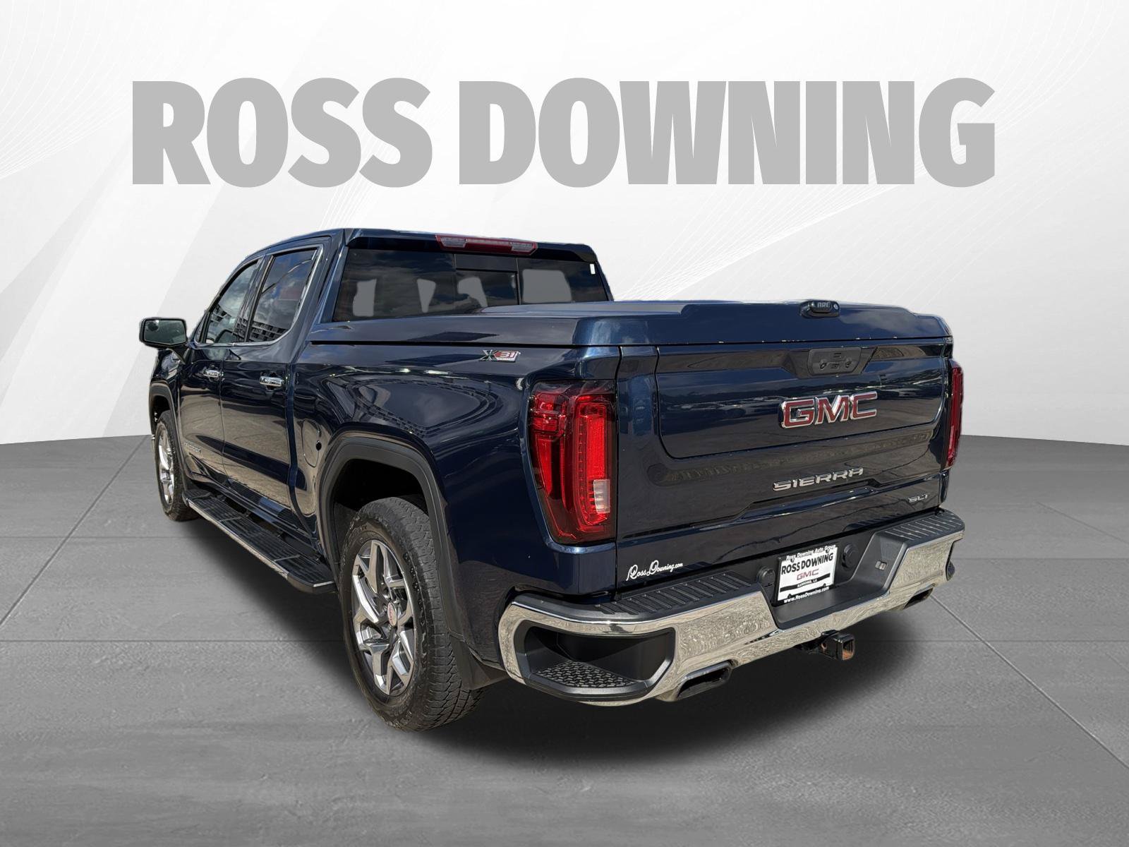 Used 2023 GMC Sierra 1500 SLT AWD/4WD image 6